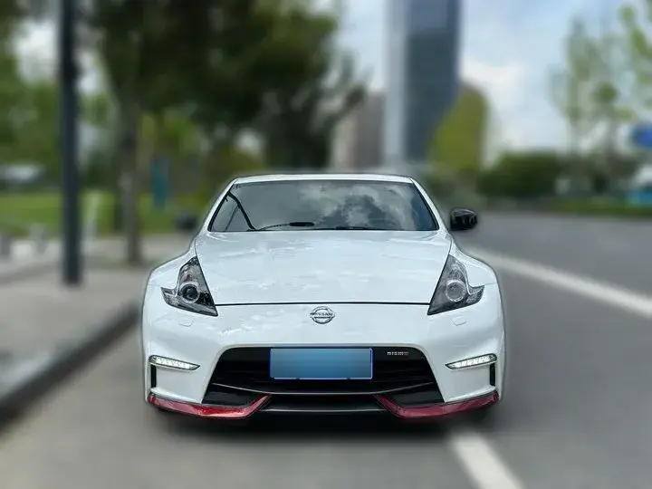 2015 Nissan 370Z 3.7L 328HP V6 7AT