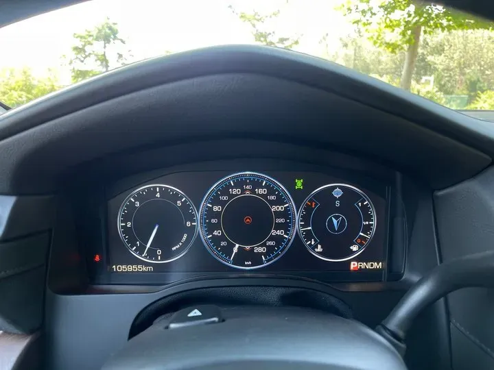 2013 Cadillac ESCALADE 6.2L 409HP V8 6AT,autocango,china used car exporter,china ev exporter,chinese used car exporter,chinese used ev exporter