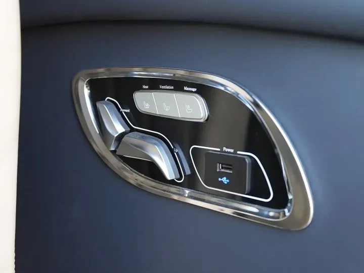 2011 Ford E350 5.4L 258HP V8 5AT,autocango,china used car exporter,china ev exporter,chinese used car exporter,chinese used ev exporter