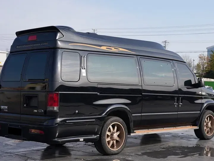 2011 Ford E350 5.4L 258HP V8 5AT,autocango,china used car exporter,china ev exporter,chinese used car exporter,chinese used ev exporter