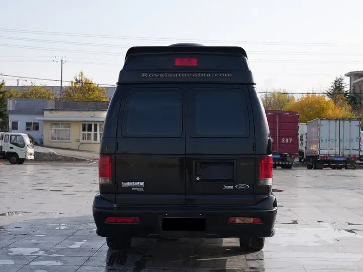 2011 Ford E350 5.4L 258HP V8 5AT,autocango,china used car exporter,china ev exporter,chinese used car exporter,chinese used ev exporter