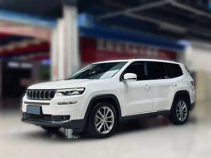 2018 Jeep Commander 2.0T 265HP L4 9AT