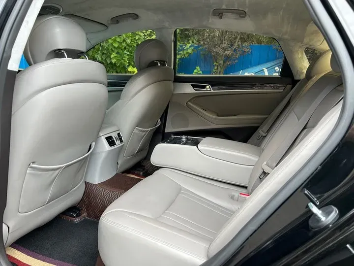 2015 Hyundai Cenesis 3.0L 257HP V6 8AT,autocango,china used car exporter,china ev exporter,chinese used car exporter,chinese used ev exporter