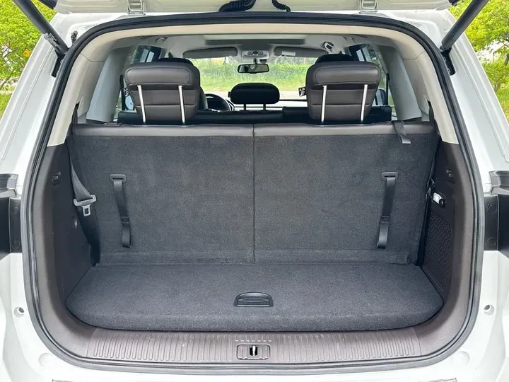 2018 Roewe RX8 2.0T 224HP L4 6AT,autocango,china used car exporter,china ev exporter,chinese used car exporter,chinese used ev exporter