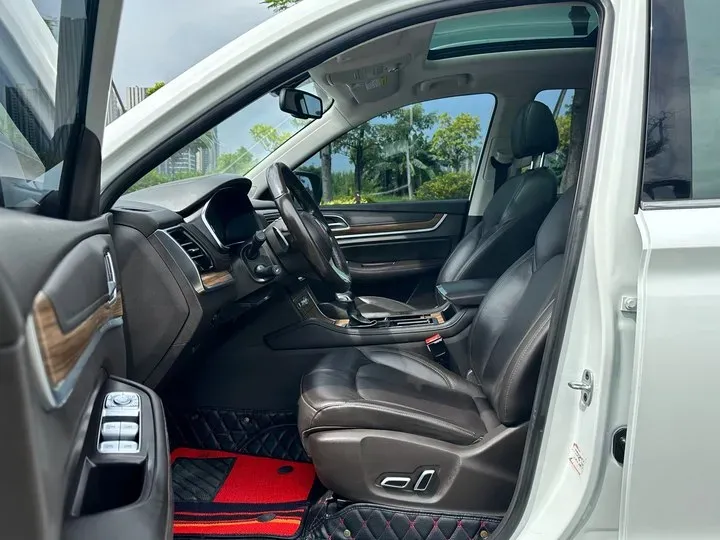 2018 Roewe RX8 2.0T 224HP L4 6AT,autocango,china used car exporter,china ev exporter,chinese used car exporter,chinese used ev exporter