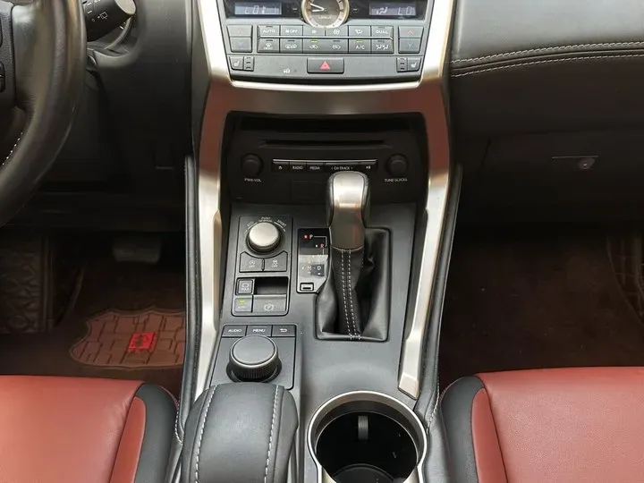 2016 Lexus NX 2.0L 150HP L4 CVT,autocango,china used car exporter,china ev exporter,chinese used car exporter,chinese used ev exporter