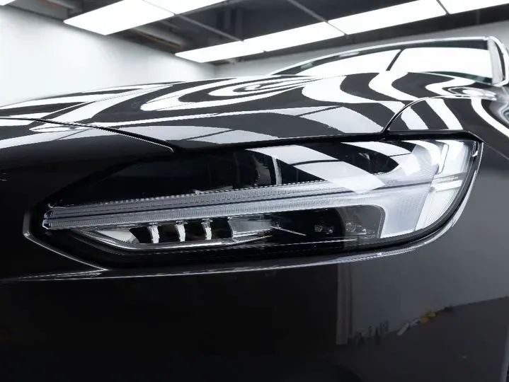 2021 Volvo S90 2.0T 303HP L4 8AT PHEV 11.6KWH,autocango,china used car exporter,china ev exporter,chinese used car exporter,chinese used ev exporter