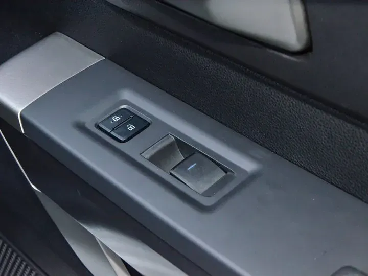 2022 JunTian YongMengZhe 3.5T 381HP V6 10AT,autocango,china used car exporter,china ev exporter,chinese used car exporter,chinese used ev exporter