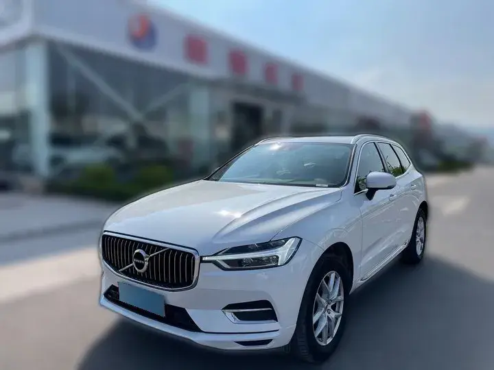 2021 Volvo XC60 2.0T 250HP L4 8AT