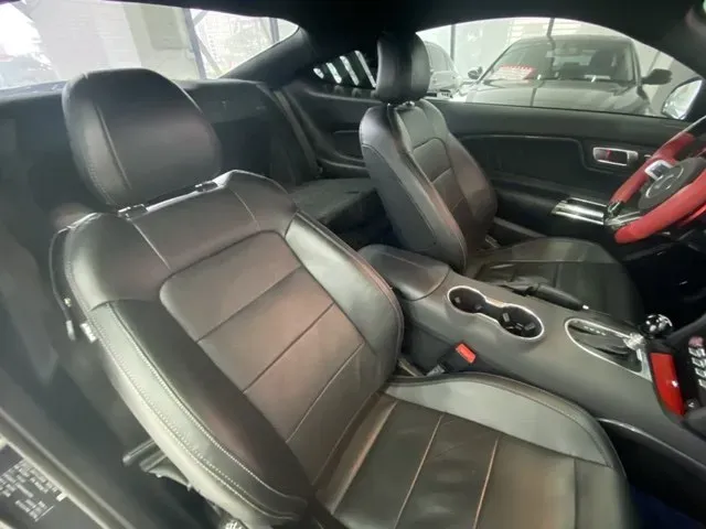 2019 Ford Mustang 2.3T 299HP L4 10AT,autocango,china used car exporter,china ev exporter,chinese used car exporter,chinese used ev exporter