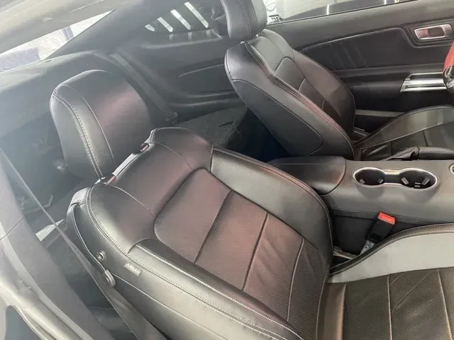 2019 Ford Mustang 2.3T 299HP L4 10AT,autocango,china used car exporter,china ev exporter,chinese used car exporter,chinese used ev exporter