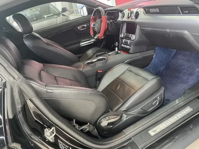 2019 Ford Mustang 2.3T 299HP L4 10AT,autocango,china used car exporter,china ev exporter,chinese used car exporter,chinese used ev exporter