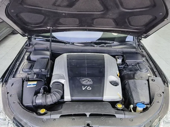 2008 Hyundai Rohens 3.3L 262HP V6 6AT,autocango,china used car exporter,china ev exporter,chinese used car exporter,chinese used ev exporter