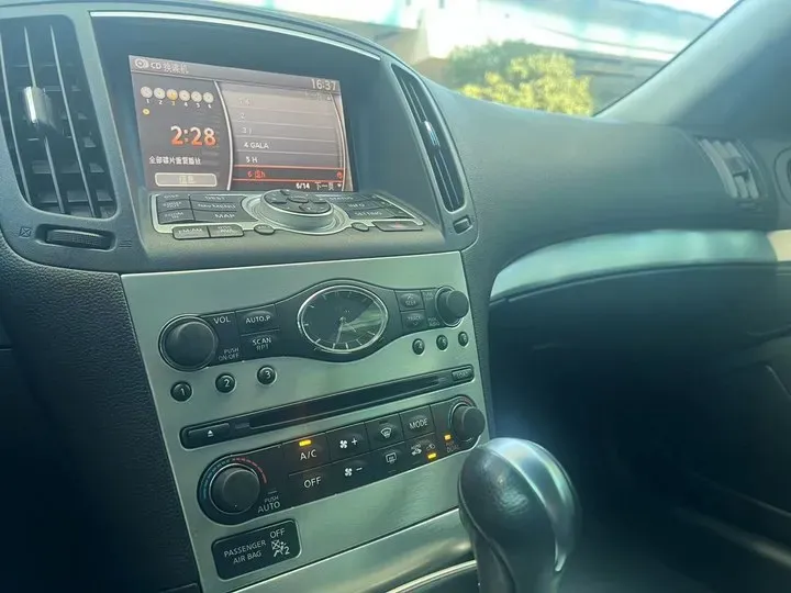 2013 Infiniti Q60 3.7L 351HP V6 7AT,autocango,china used car exporter,china ev exporter,chinese used car exporter,chinese used ev exporter