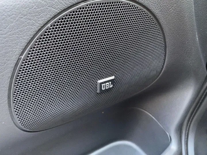 2013 Peugeot 207 1.6L 120HP L4 4AT,autocango,china used car exporter,china ev exporter,chinese used car exporter,chinese used ev exporter