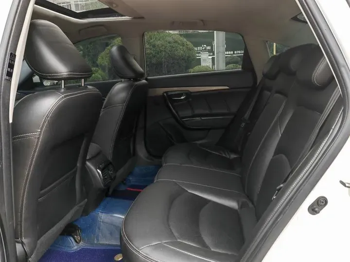 2016 GAC Trumpchi GA6 1.5T 152HP L4 5MT,autocango,china used car exporter,china ev exporter,chinese used car exporter,chinese used ev exporter