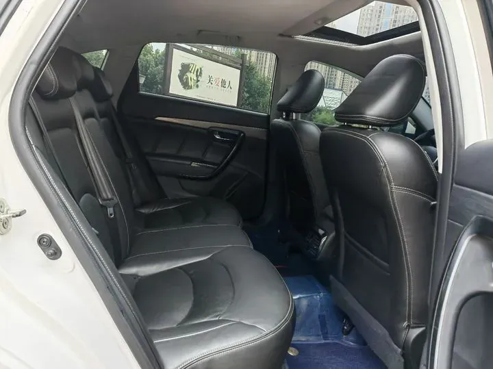 2016 GAC Trumpchi GA6 1.5T 152HP L4 5MT,autocango,china used car exporter,china ev exporter,chinese used car exporter,chinese used ev exporter