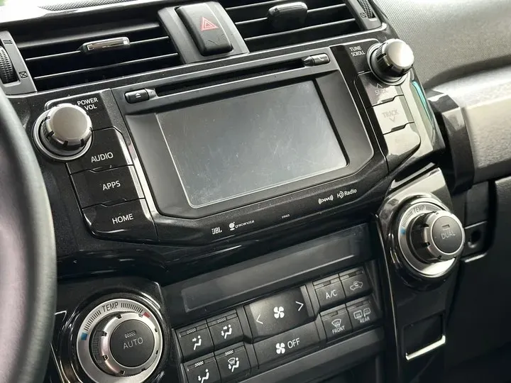 2022 Toyota 4Runner 4.0L 273HP V6 5AT,autocango,china used car exporter,china ev exporter,chinese used car exporter,chinese used ev exporter