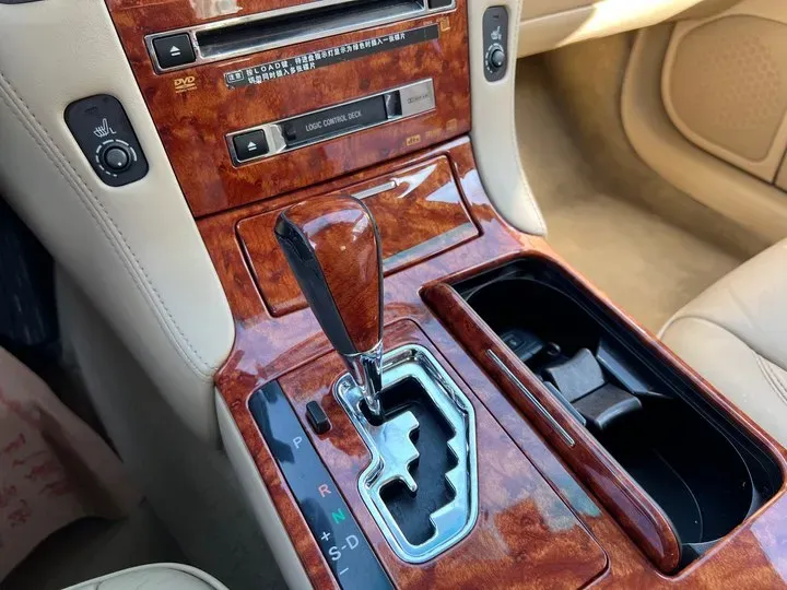 2005 Toyota Crown 3.0L 231HP V6 6AT,autocango,china used car exporter,china ev exporter,chinese used car exporter,chinese used ev exporter