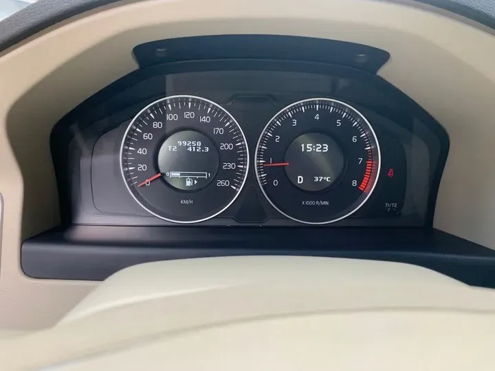 2012 Volvo S80L 2.0T 203HP L4 6DCT,autocango,china used car exporter,china ev exporter,chinese used car exporter,chinese used ev exporter