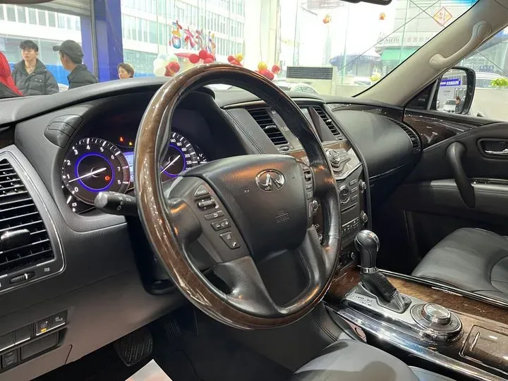 2013 Infiniti QX80 5.6L 398HP V8 7AT,autocango,china used car exporter,china ev exporter,chinese used car exporter,chinese used ev exporter