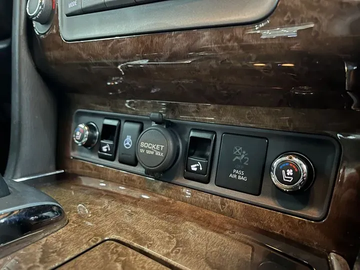 2013 Infiniti QX80 5.6L 398HP V8 7AT,autocango,china used car exporter,china ev exporter,chinese used car exporter,chinese used ev exporter