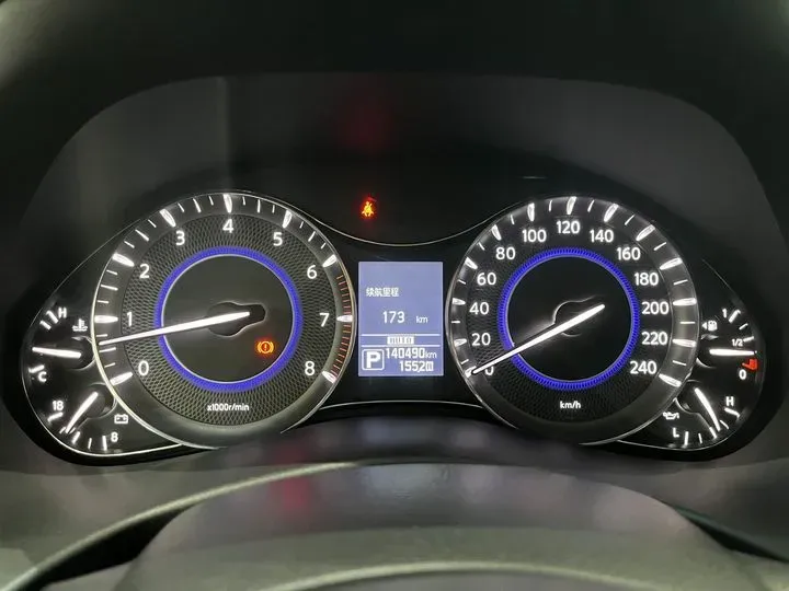 2013 Infiniti QX80 5.6L 398HP V8 7AT,autocango,china used car exporter,china ev exporter,chinese used car exporter,chinese used ev exporter