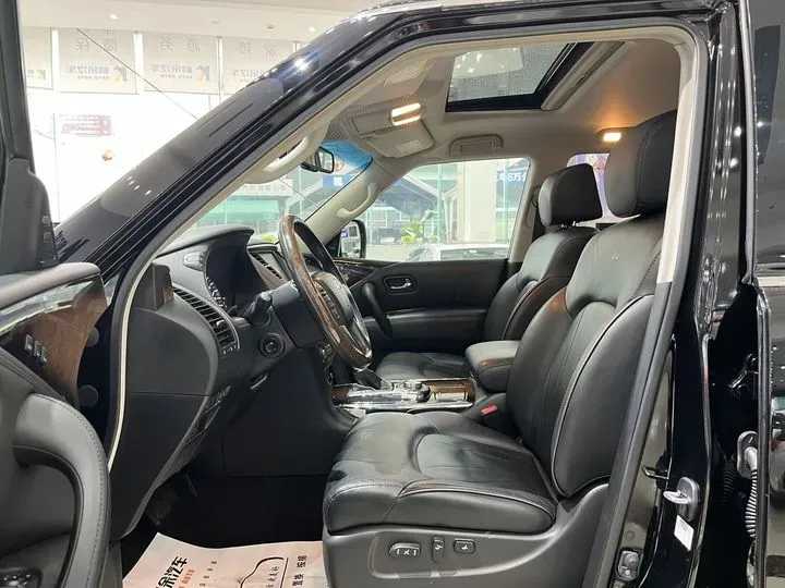2013 Infiniti QX80 5.6L 398HP V8 7AT,autocango,china used car exporter,china ev exporter,chinese used car exporter,chinese used ev exporter