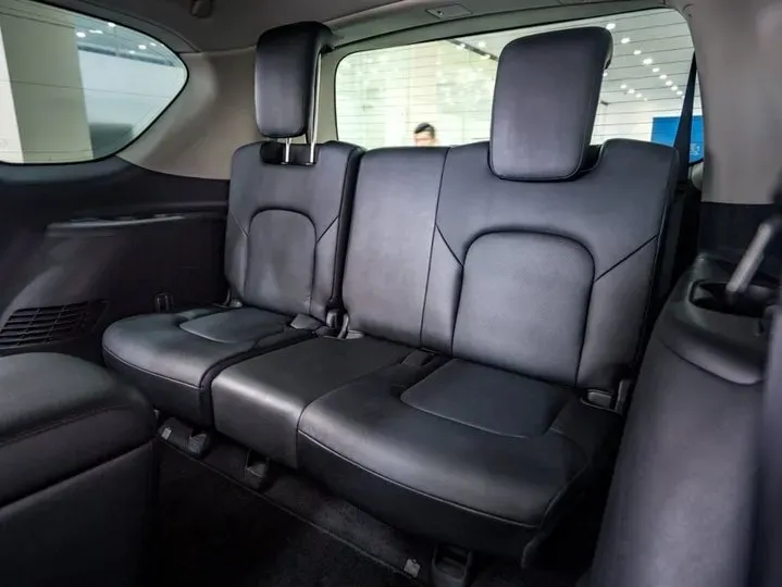 2013 Infiniti QX80 5.6L 398HP V8 7AT,autocango,china used car exporter,china ev exporter,chinese used car exporter,chinese used ev exporter