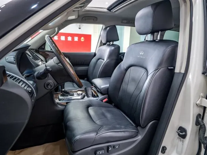 2013 Infiniti QX80 5.6L 398HP V8 7AT,autocango,china used car exporter,china ev exporter,chinese used car exporter,chinese used ev exporter