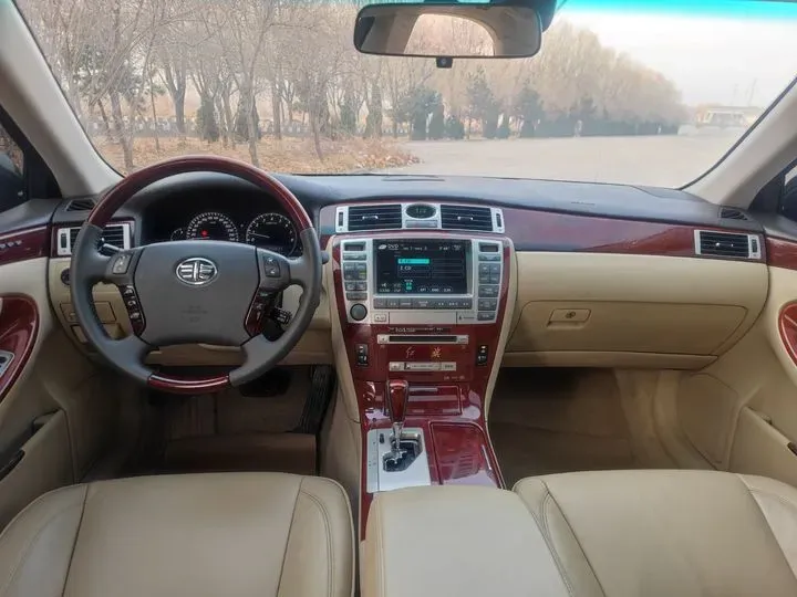 2009 HongQi ShengShi 4.3L 280HP V8 6AT,autocango,china used car exporter,china ev exporter,chinese used car exporter,chinese used ev exporter