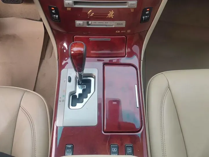 2009 HongQi ShengShi 4.3L 280HP V8 6AT,autocango,china used car exporter,china ev exporter,chinese used car exporter,chinese used ev exporter