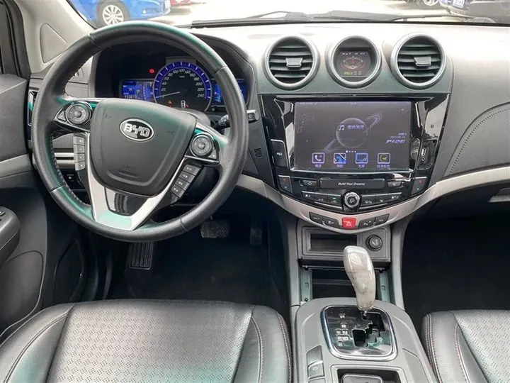 2015 BYD S7 2.0T 205HP L4 6DCT,autocango,china used car exporter,china ev exporter,chinese used car exporter,chinese used ev exporter