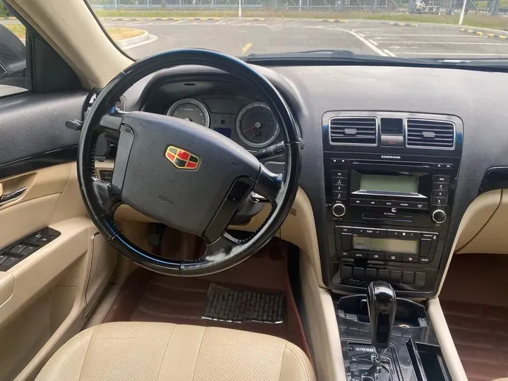 2011 Geely EC8 2.0L 136HP L4 4AT,autocango,china used car exporter,china ev exporter,chinese used car exporter,chinese used ev exporter