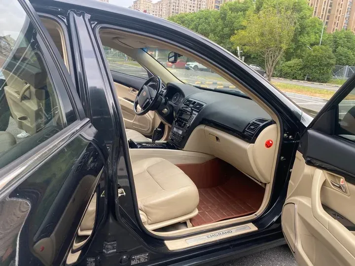 2011 Geely EC8 2.0L 136HP L4 4AT,autocango,china used car exporter,china ev exporter,chinese used car exporter,chinese used ev exporter