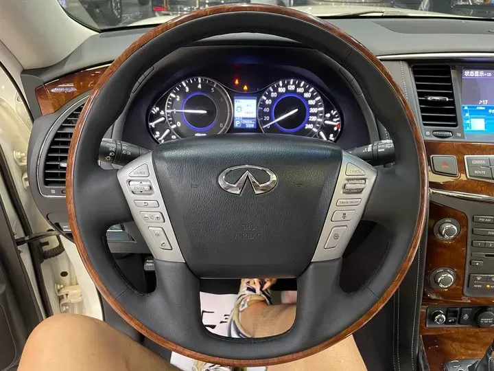 2016 Infiniti QX80 5.6L 398HP V8 7AT,autocango,china used car exporter,china ev exporter,chinese used car exporter,chinese used ev exporter