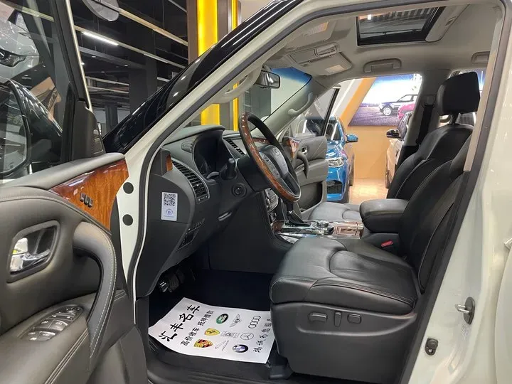 2016 Infiniti QX80 5.6L 398HP V8 7AT,autocango,china used car exporter,china ev exporter,chinese used car exporter,chinese used ev exporter