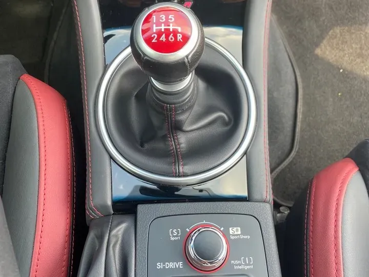 2021 Subaru WRX 2.5T 314HP H4 6MT,autocango,china used car exporter,china ev exporter,chinese used car exporter,chinese used ev exporter