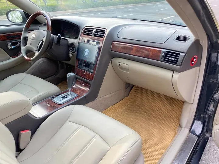 2004 Hyundai Grandeur 2.5L 222HP V6 4AT,autocango,china used car exporter,china ev exporter,chinese used car exporter,chinese used ev exporter