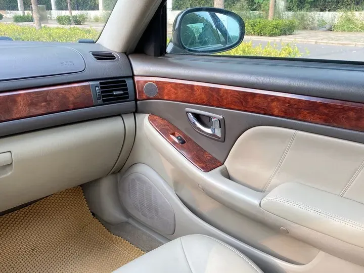 2004 Hyundai Grandeur 2.5L 222HP V6 4AT,autocango,china used car exporter,china ev exporter,chinese used car exporter,chinese used ev exporter