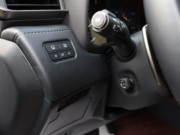 2009 Lexus LX 5.7L 367HP V8 6AT,autocango,china used car exporter,china ev exporter,chinese used car exporter,chinese used ev exporter