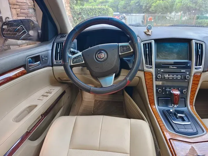 2010 Cadillac SLS 3.6L 310HP V6 6AT,autocango,china used car exporter,china ev exporter,chinese used car exporter,chinese used ev exporter