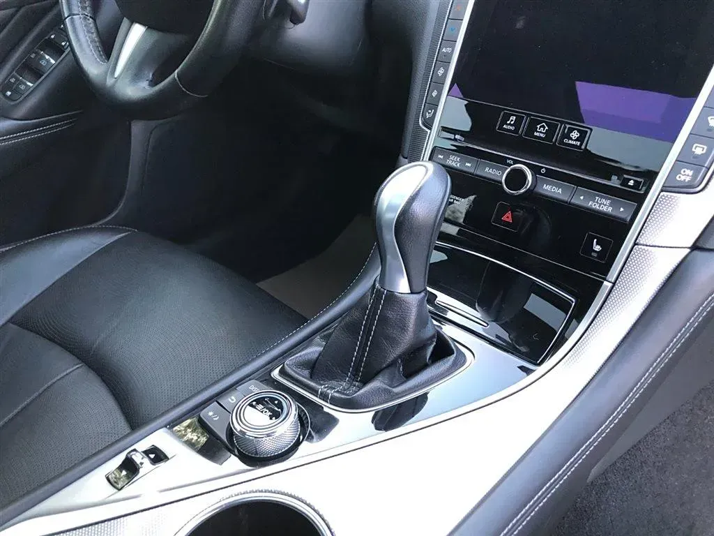 2014 Infiniti Q50 3.7L 351HP V6 7AT,autocango,china used car exporter,china ev exporter,chinese used car exporter,chinese used ev exporter