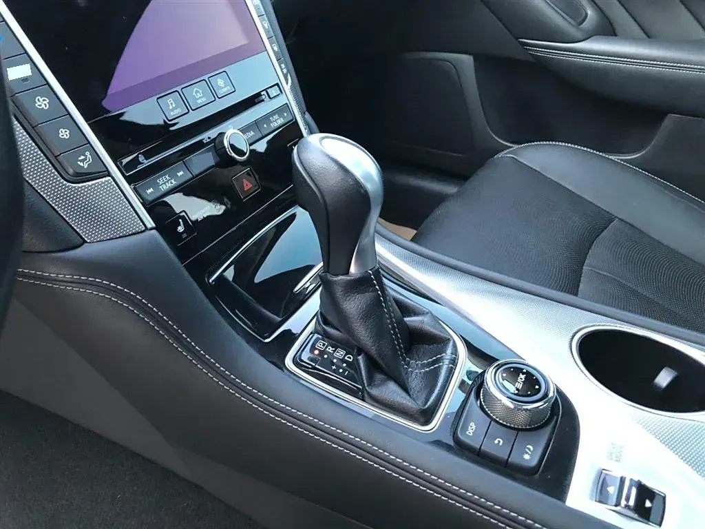 2014 Infiniti Q50 3.7L 351HP V6 7AT,autocango,china used car exporter,china ev exporter,chinese used car exporter,chinese used ev exporter