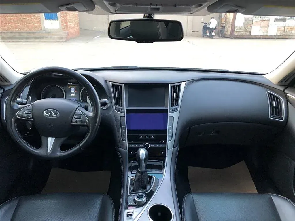 2014 Infiniti Q50 3.7L 351HP V6 7AT,autocango,china used car exporter,china ev exporter,chinese used car exporter,chinese used ev exporter