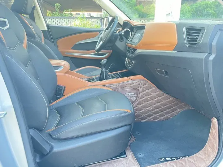 2017 Zotye T300 1.5L 112HP L4 5MT,autocango,china used car exporter,china ev exporter,chinese used car exporter,chinese used ev exporter