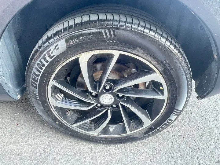 2017 Zotye T300 1.5L 112HP L4 5MT,autocango,china used car exporter,china ev exporter,chinese used car exporter,chinese used ev exporter