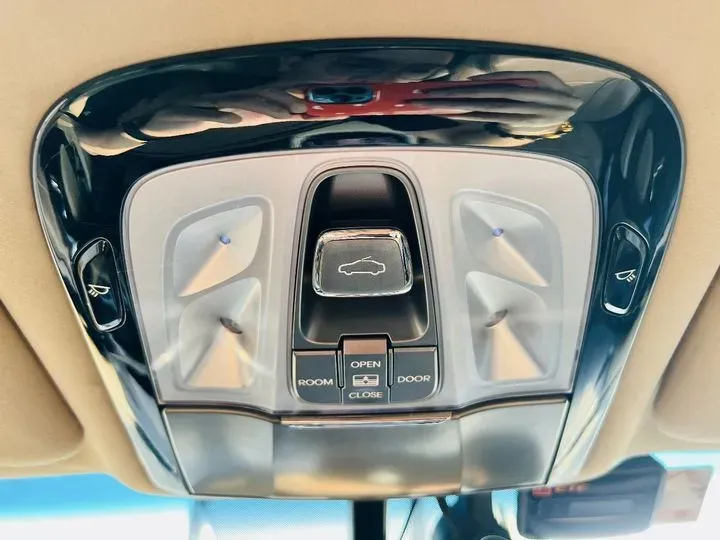 2011 Hyundai Azera 2.4L 180HP L4 6AT,autocango,china used car exporter,china ev exporter,chinese used car exporter,chinese used ev exporter