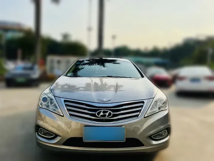 2011 Hyundai Azera 2.4L 180HP L4 6AT,autocango,china used car exporter,china ev exporter,chinese used car exporter,chinese used ev exporter