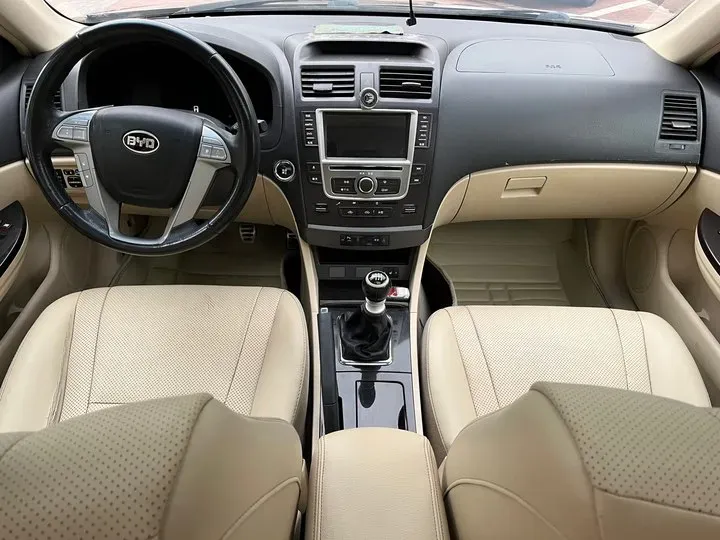 2013 BYD G6 1.5T 154HP L4 6MT,autocango,china used car exporter,china ev exporter,chinese used car exporter,chinese used ev exporter